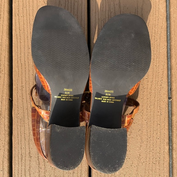 KELLY SCOTT LADIES LEATHER SANDALS SIZE 9-1/2 W - Picture 6 of 8